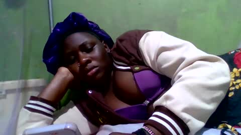 Snapshot of ebonytoto_ chatting on 10.17.25 Toto online show from 10.17.25