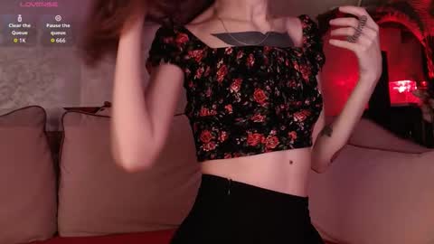 Snapshot of ebrths chatting on 10.12.25 Ebrths online show from 10.12.25