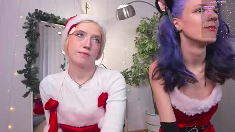 Asuna  Lana  online show from 12.23.25