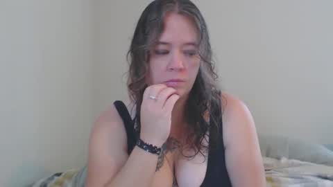 Weird Echo online show from 09.28.25