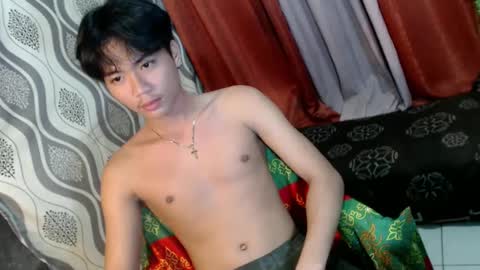 edelcum_xx online show from 01.25.25
