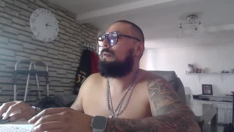 edgarram83 online show from 10.06.25