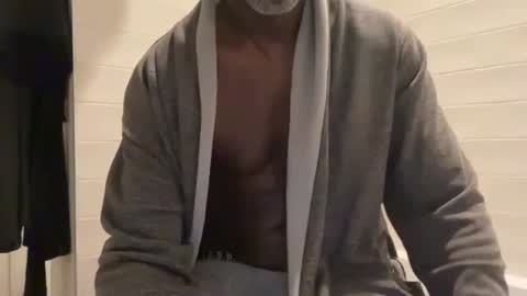 Snapshot of edgingdaddy chatting on 10.11.25 Dad online show from 10.11.25