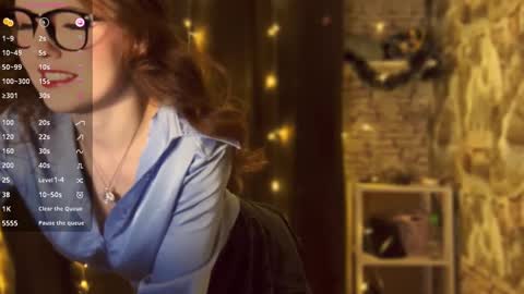 Snapshot of edithafarro chatting on 01.15.25 Friendly neighbourhoud redhead online show from 01.15.25