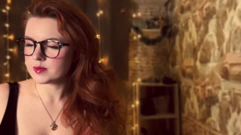 Snapshot of edithafarro chatting on 01.17.25 Friendly neighbourhoud redhead online show from 01.17.25