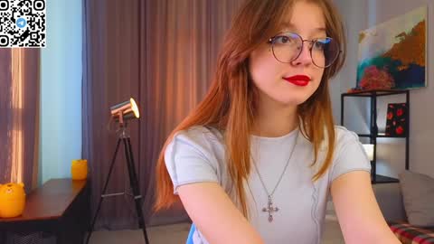 Im Sally  Im new here   lets meet online show from 02.08.25