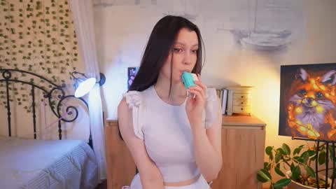 Im Sally  Im new here   lets meet online show from 09.20.25