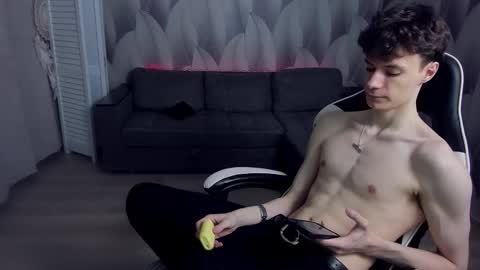 edvardblare online show from 10.16.25