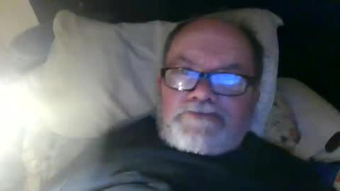 Snapshot of edwalters chatting on 02.01.25 Eddie online show from 02.01.25