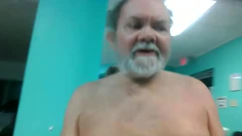 Snapshot of edwalters chatting on 02.22.25 Eddie online show from 02.22.25
