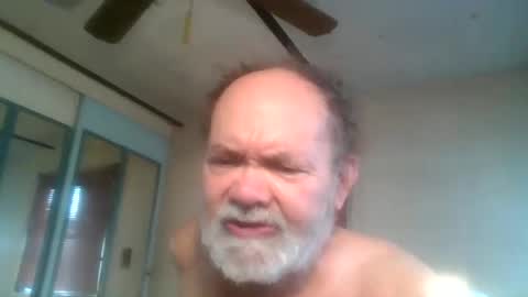 Snapshot of edwalters chatting on 03.10.25 Eddie online show from 03.10.25