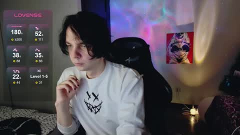 Snapshot of edward_kalen chatting on 01.10.25 edward_kalen online show from 01.10.25