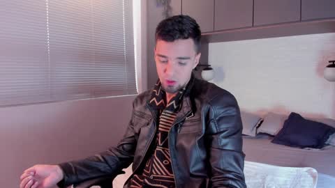 Eduardo online show from 12.21.24