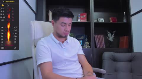 Edward Ross online show from 01.08.25