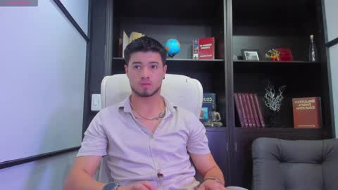 Edward Ross online show from 01.12.25