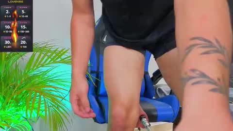 Edward Ross online show from 11.04.25