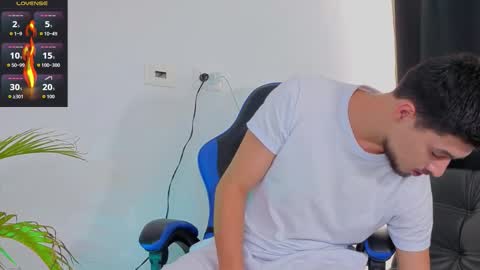 Edward Ross online show from 11.18.25