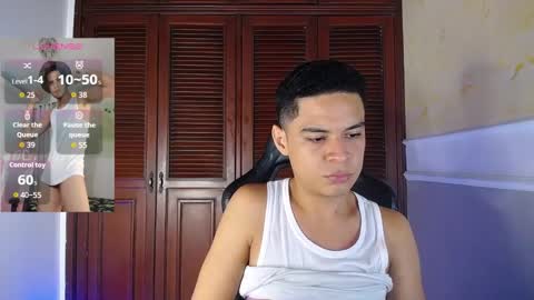 Snapshot of edy_play chatting on 09.29.25 edy_play online show from 09.29.25