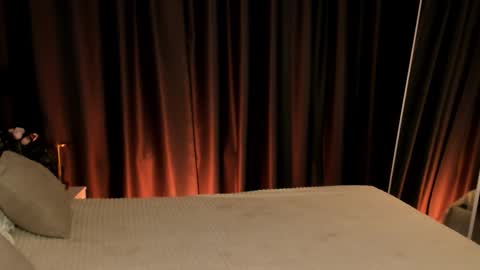 Effie Mur online show from 02.19.26