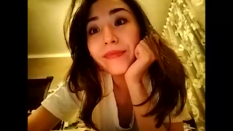 Snapshot of effy007 chatting on 12.04.24 Effy online show from 12.04.24