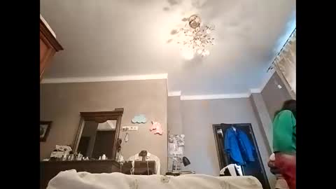 Snapshot of effy007 chatting on 12.24.24 Effy online show from 12.24.24