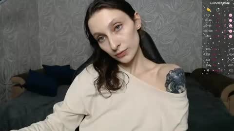 Snapshot of effy_gray chatting on 07.13.26 Anna online show from 07.13.26