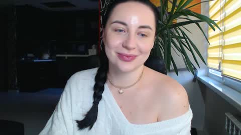 Effy online show from 10.19.25