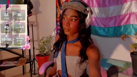 effy_marinn online show from 09.23.25