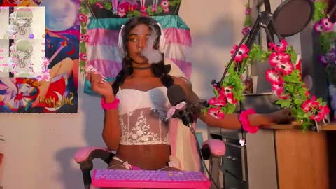 effy_marinn online show from 10.07.25