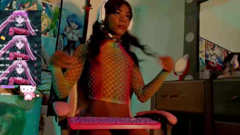 effy_marinn online show from 12.22.25