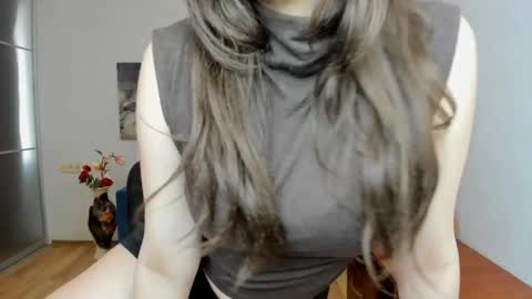 Effy Royse online show from 05.29.26