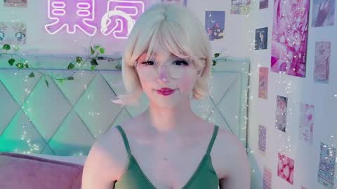 Snapshot of effyevans2 chatting on 02.01.25           -    new video where i CUM in BIO  online show from 02.01.25