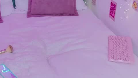 Snapshot of effyevans2 chatting on 03.06.25           -    new video where i CUM in BIO  online show from 03.06.25