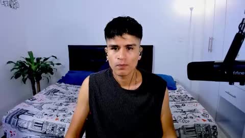 Snapshot of eiden_allenx1 chatting on 12.27.24 eiden_allenx1 online show from 12.27.24