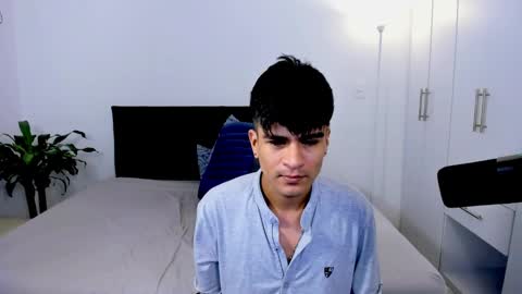 Snapshot of eiden_allenx1 chatting on 01.03.25 eiden_allenx1 online show from 01.03.25