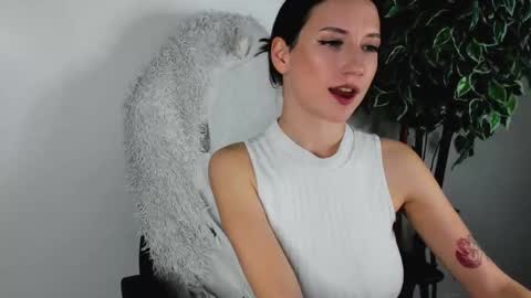 eileenmoores online show from 10.14.25