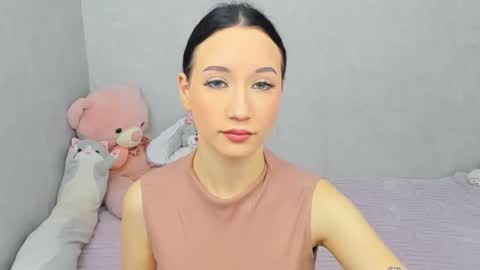 eileenmoores online show from 02.11.26