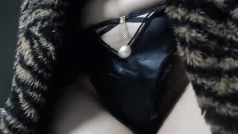 Eileen online show from 12.04.24