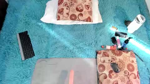 Eilin online show from 10.25.25