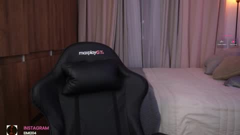 Snapshot of eimi_space chatting on 02.14.26 eimi online show from 02.14.26