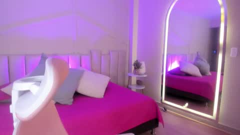 eimmy_bm online show from 11.30.25