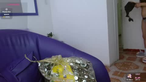 eimy01 online show from 04.21.26