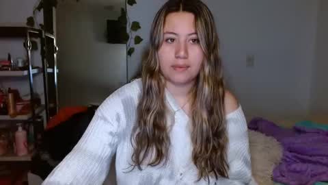 EIMY   MODEL INDEPENDENT online show from 09.30.25