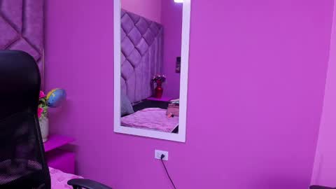 Snapshot of eimy_cutte chatting on 03.11.25 eimy_cutte online show from 03.11.25