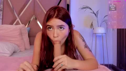 eimyaniston cute online show from 12.13.24