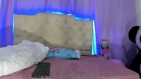 eimyy_rouse online show from 02.01.26