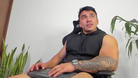 EITHAN CONOR online show from 09.24.25