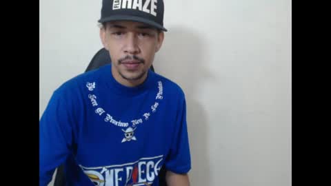 Instagram BelowAbajo online show from 07.12.26
