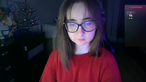 Snapshot of el_sweety chatting on 12.23.24 If you like it when I meow give me a thumbs up online show from 12.23.24