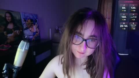 Snapshot of el_sweety chatting on 01.06.25 If you like it when I meow give me a thumbs up online show from 01.06.25